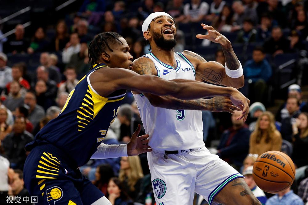 周琦强势回 周琦强势回