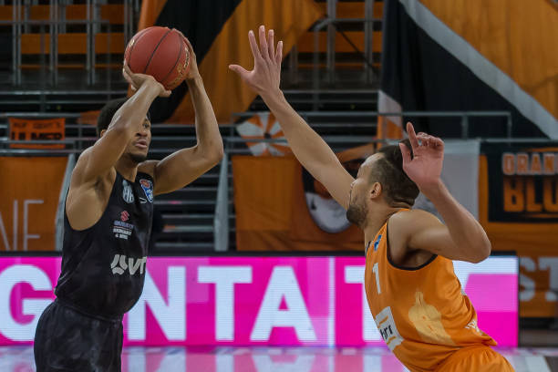 家人间的陪 家人间的陪